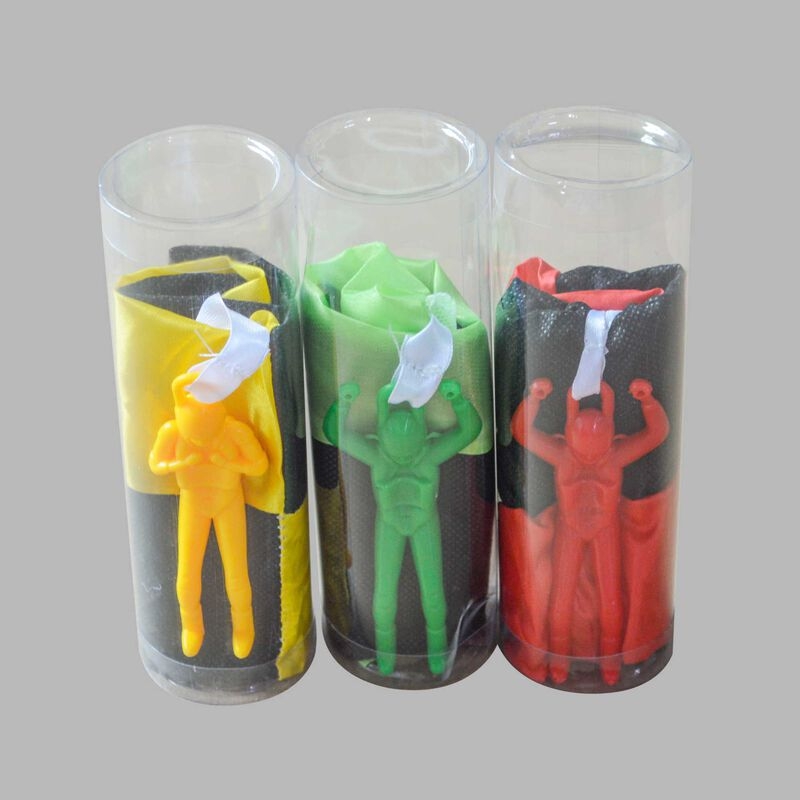 Parachute jumper (3)